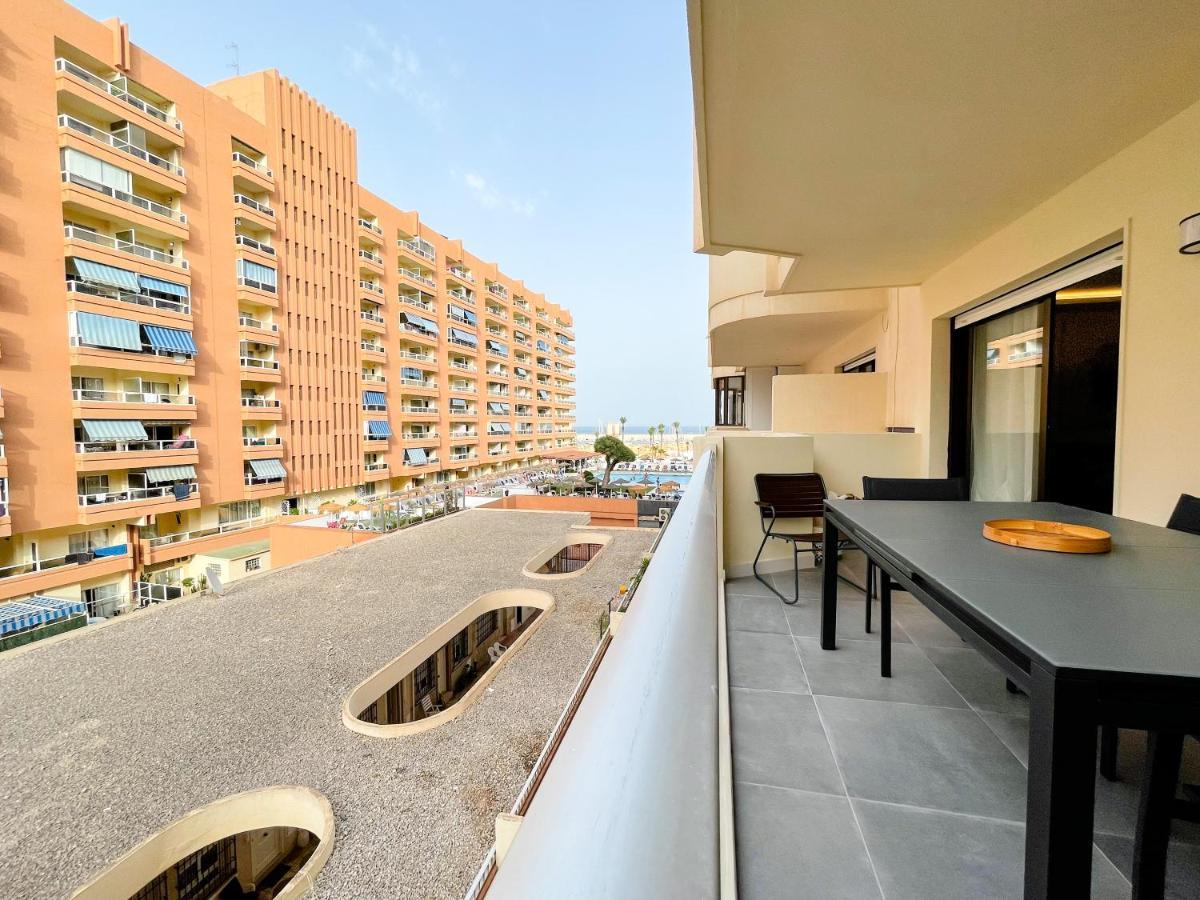 Luxury Family Holiday Homes - Sol Playa Fuengirola Bagian luar foto